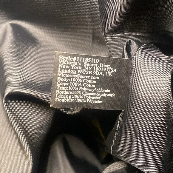 Victoria’s Secret Plaid with Roses Limited Edition Holiday 2020 Tote Bag NWOT